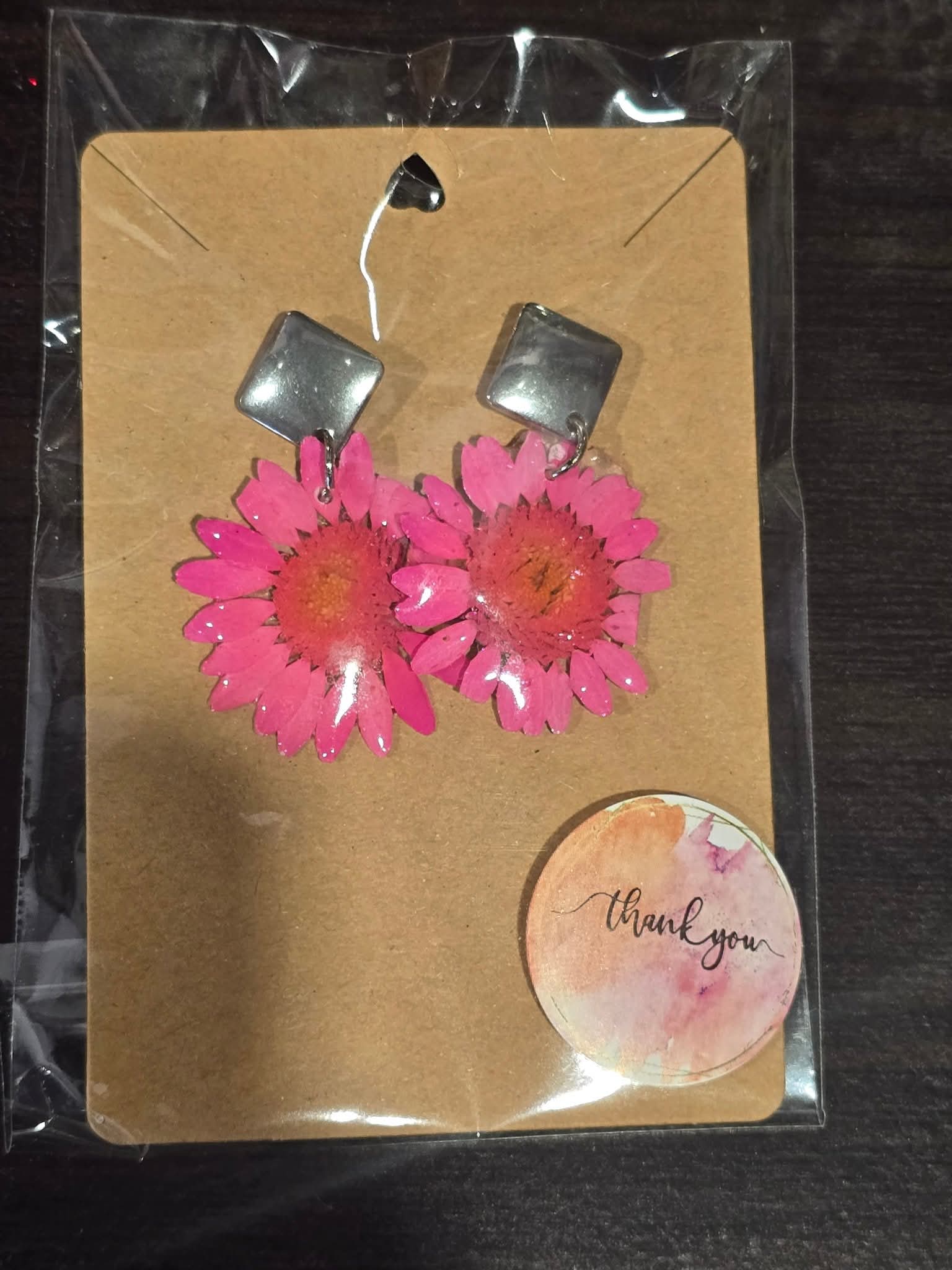 Preserved Botanical Earrings- Pink Daisy
